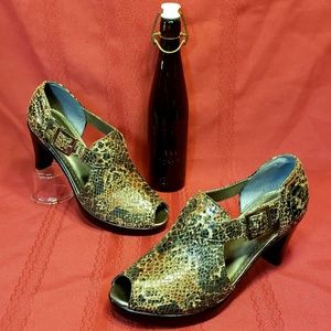 Genuine Leather Bella~Vita Sandals